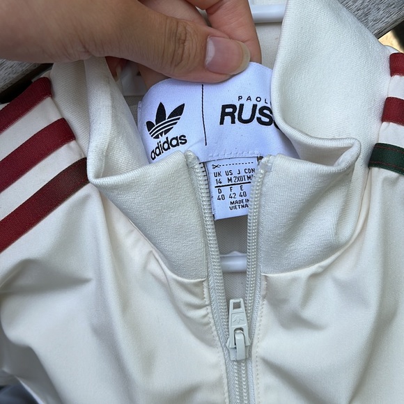 ADIDAS: sporty zip up crop top - Picture 3 of 3